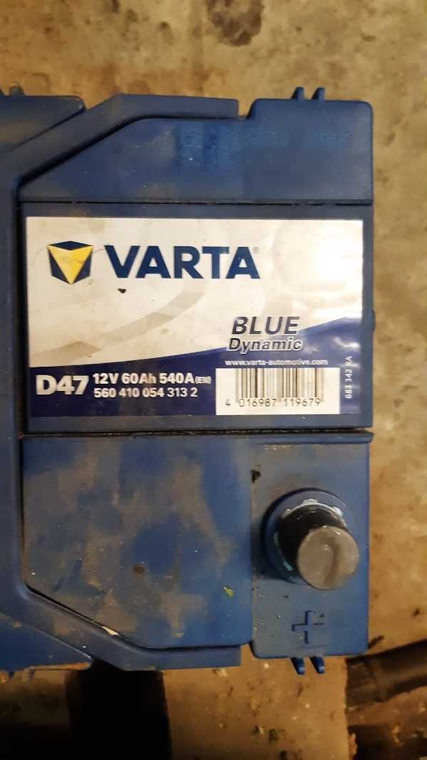 Акумулатор Varta D47 60Ah 540A японски стандарт