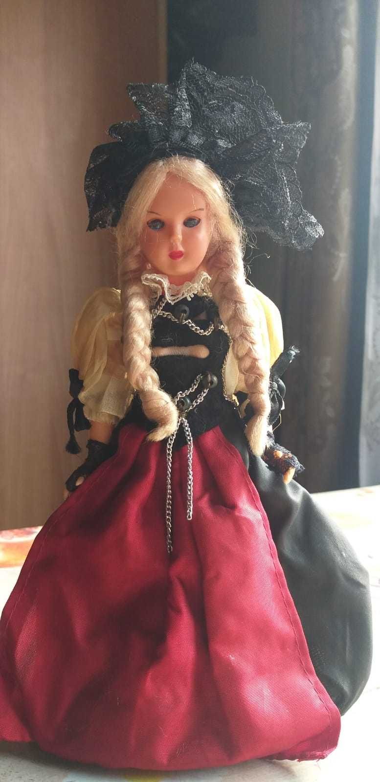 Красиви Италиански Колекционерски  Кукли