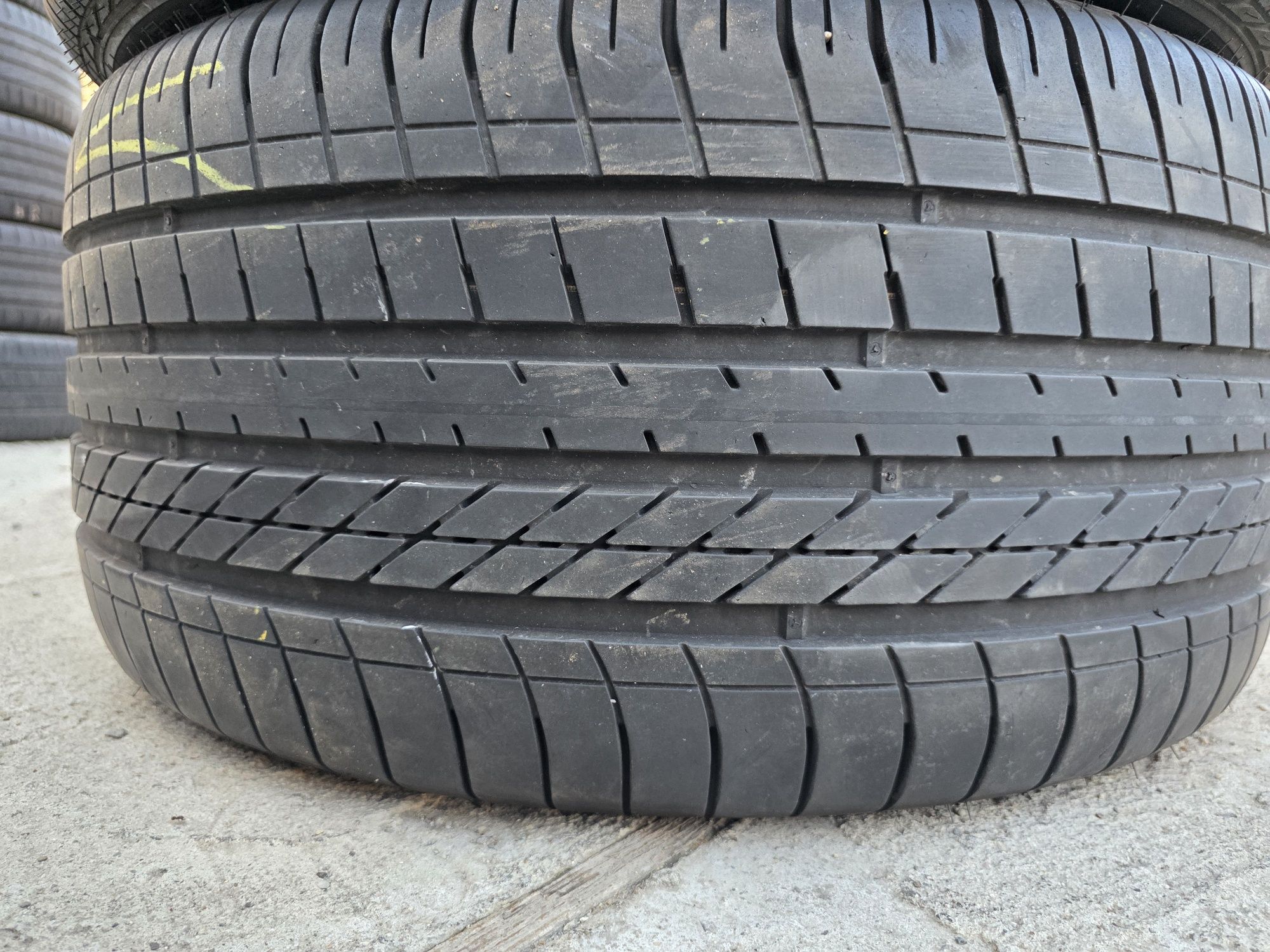 2бр Летни гуми 275 35 19 - Goodyear Runflat BMW