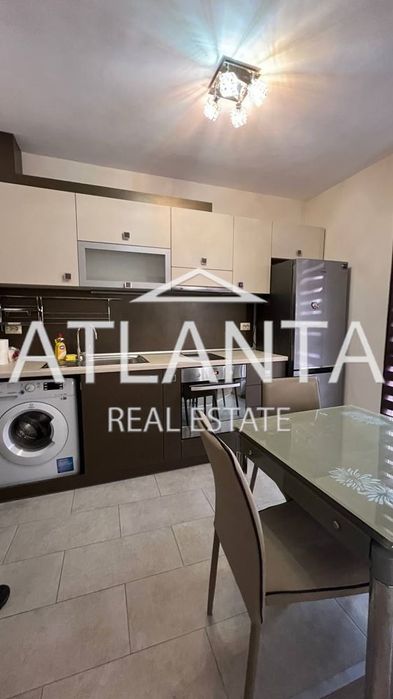 Дава се под наем Двустаен апартамент в Варна, Център - 60 кв.м за 510 € - Снимка #1