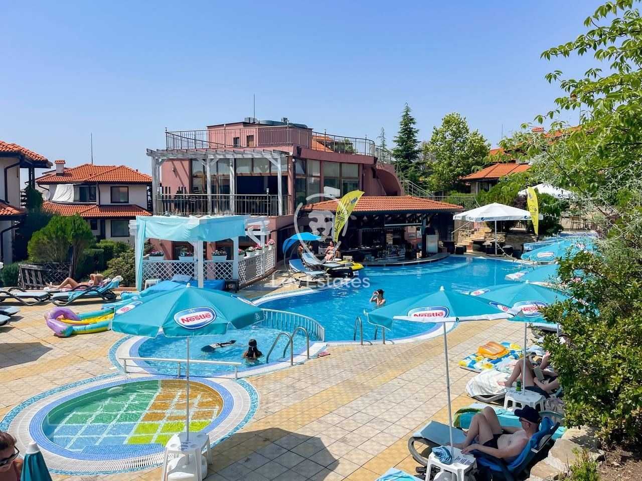 Модерна къща в комплекс Bay View Villas, Кошарица