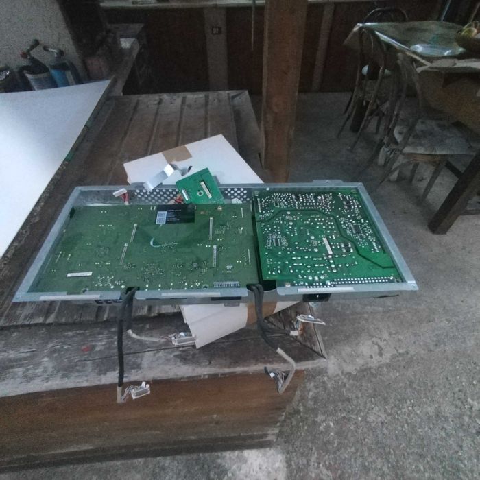 Dezmembrez monitor Dell S2716DG