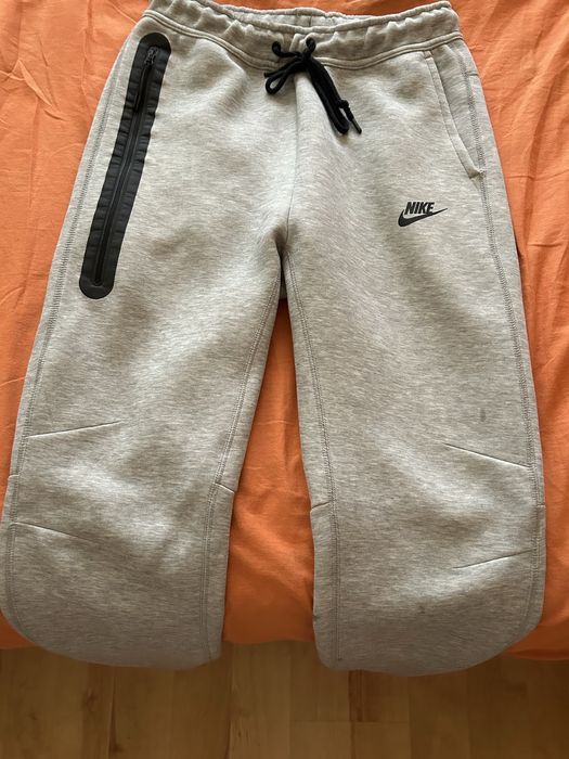 Nike tech анцунг