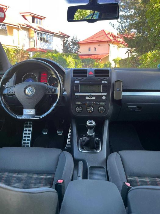 Volkswagen Golf 5 GTI – 2.0 TFSI, 200 CP – An 2007