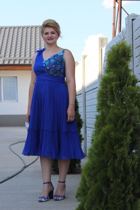 Rochie din matase naturala.