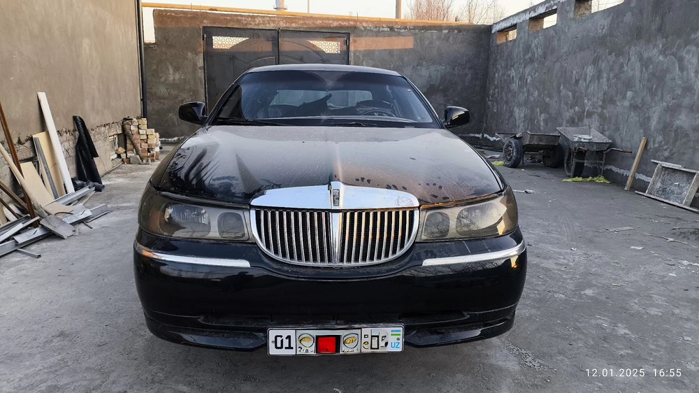 Lincoln Town car 4.6l очень срочно. Srochna