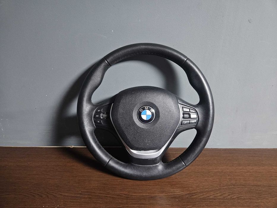 Volan sport cu comenzi BMW seria 1 f20 f21 F30 F31 complet xy