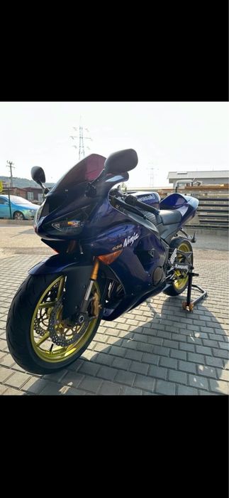 Kawasaki zx6r 636(nu r6,cbr600,gsxr 600,ktm)