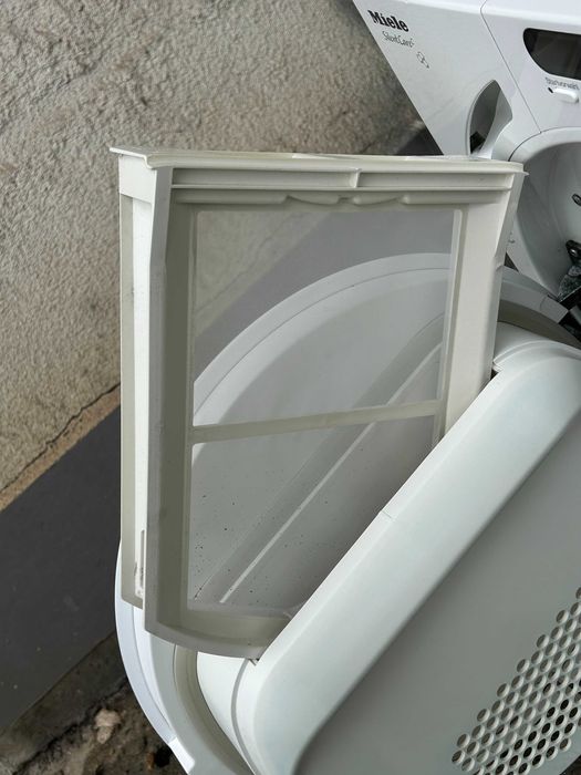 Сушилня Miele T7744 Silent Care