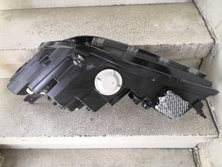 Фар MG4 десен LED /Фар MG 4/Фар MG Оригинален