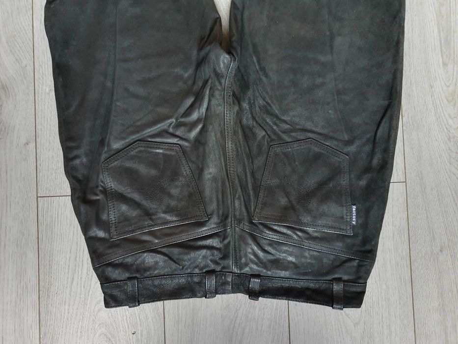 Pantaloni de piele FACTORY (rock, motor) - Marimea 42 (Talie 83 cm)