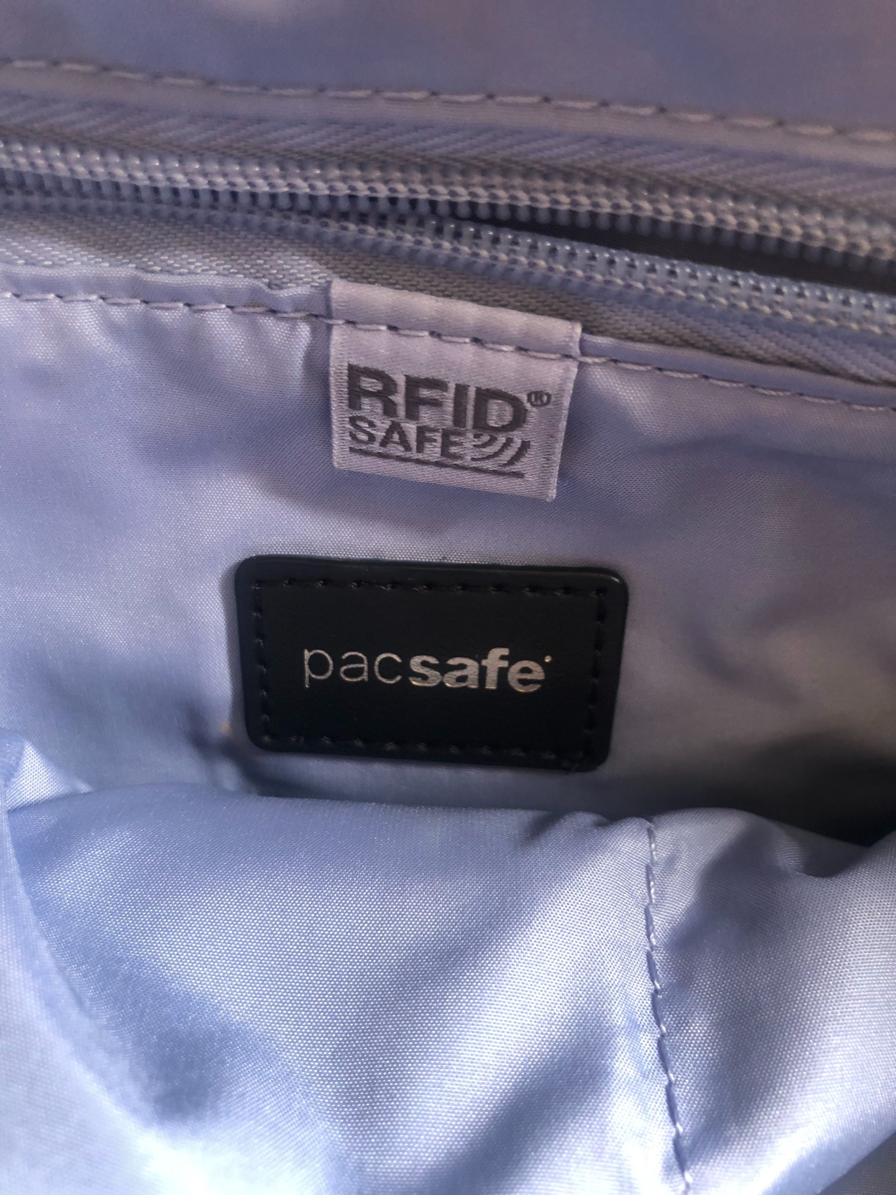 Градска раница pacsafe citysafe