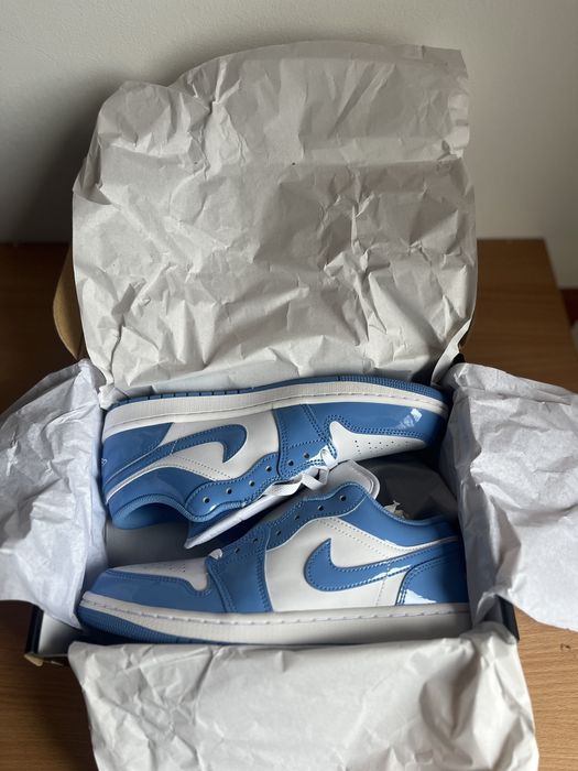 Jordan 1 LOW SE Blue