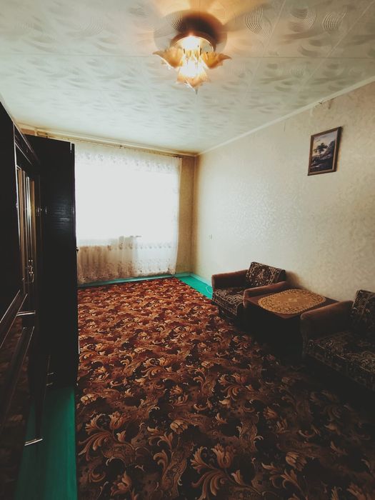 Срочно 2х комнатная квартира