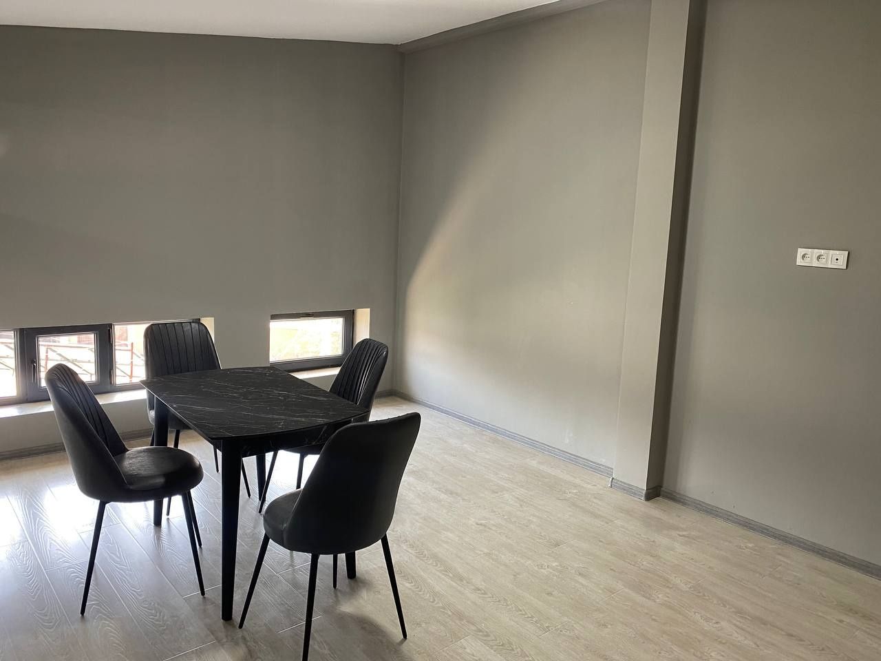 Arenda. Labzek.  Katej. 2 xona