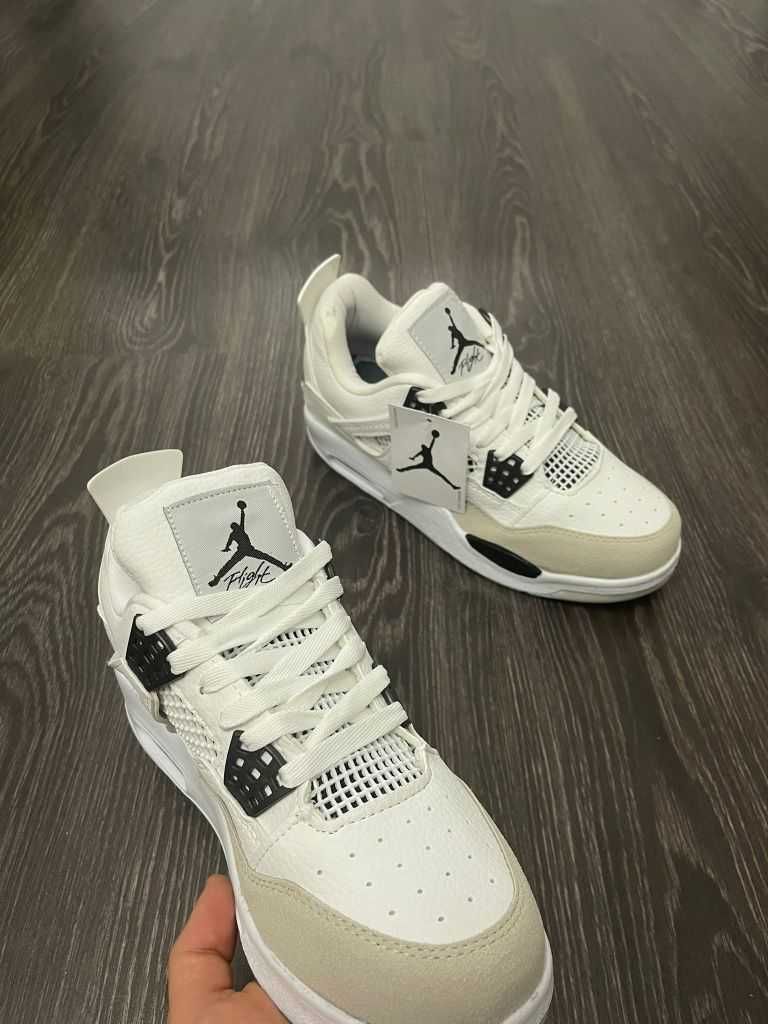 Adidasi Nike Air Jordan 4 Retro bej l Produs nou 2022 Ghete Baieti