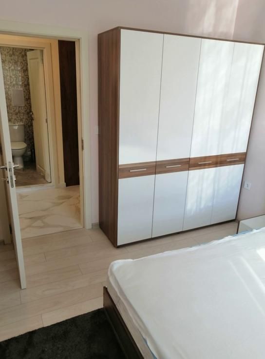 Дава се под наем Двустаен апартамент в Пловдив, Център - 60 кв.м за 500 € - Снимка #4