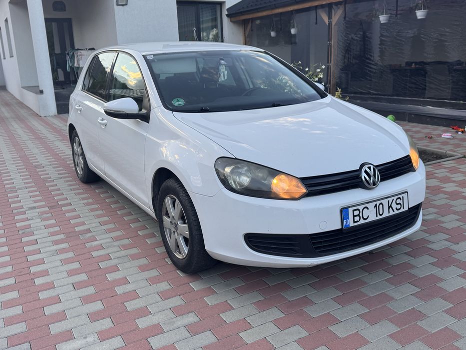 Volkswagen Golf VI