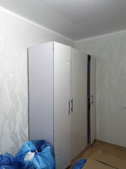 Срочно продам шкаф