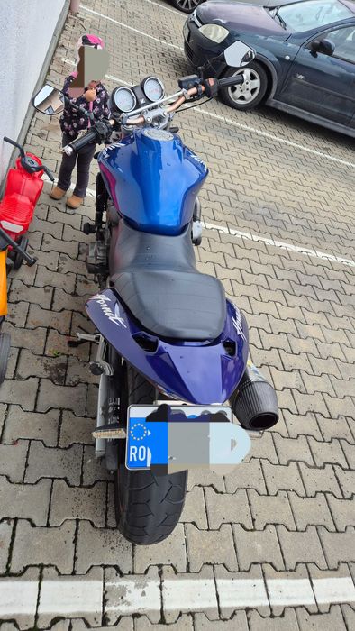 Vând motocicletă Honda Hornet 600