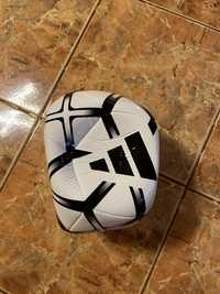 minge de fotbal adidas