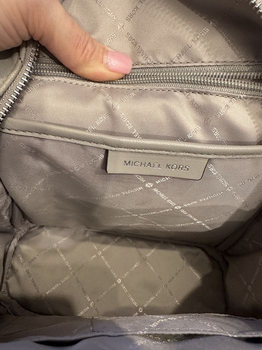 Ghiozdan gri Michael Kors