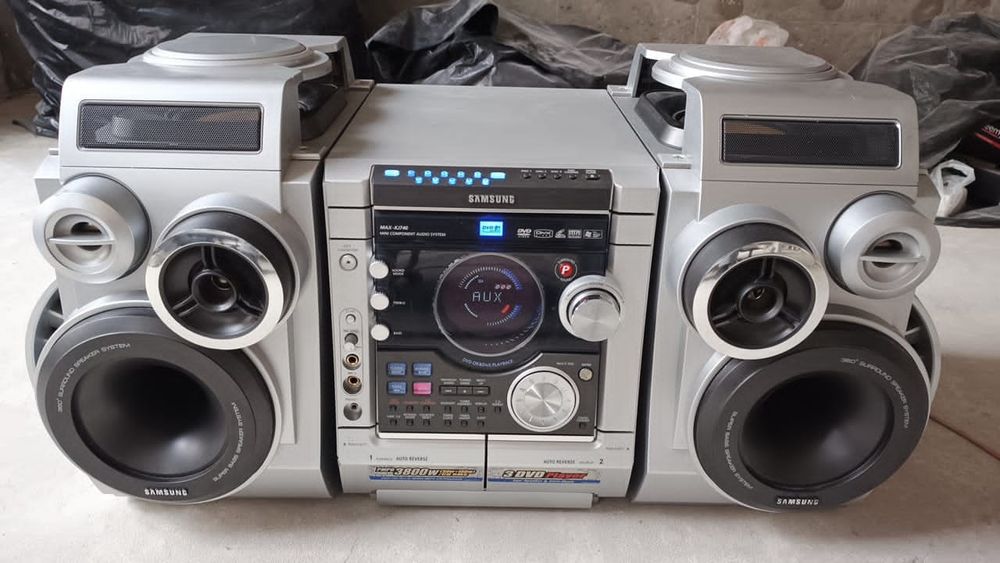 Музыкальный центр Samsung