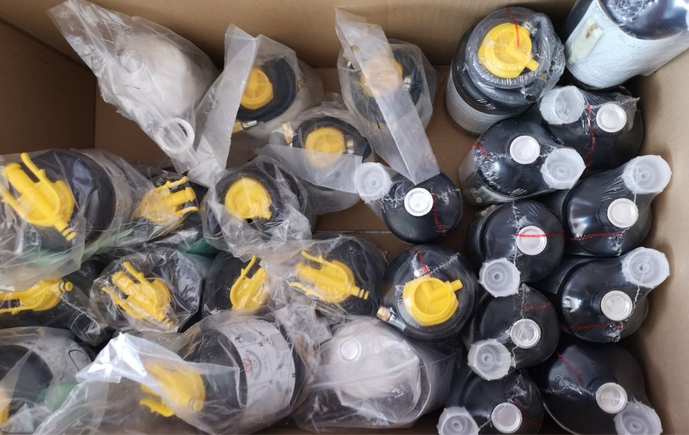 Оригинални НОВИ мощни помпи компресори за гуми с пяна Mercedes Audi