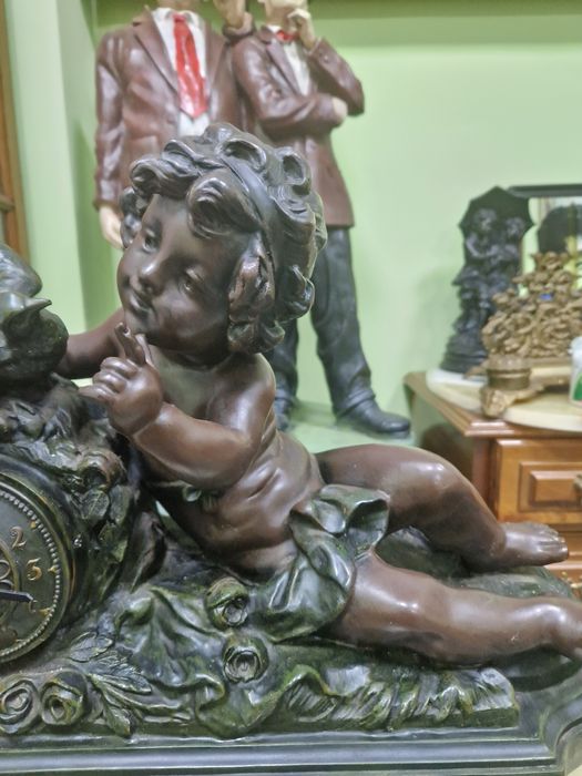 Уникален антикварен холандски каминен часовник
