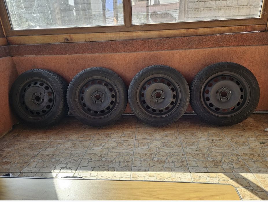 Set roti iarna Debica 205x55x16