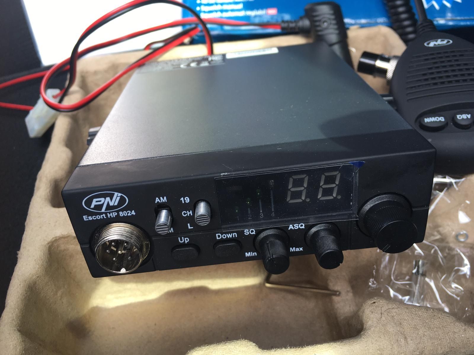 Kit Statie cb PNI Escort 8024 12/24V + Antena PNI ML70!