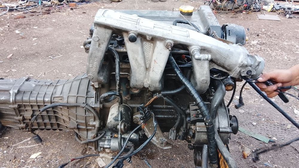 Форд Скорпион Донс Мотор Коробка передач ходовой части кузовные запчас