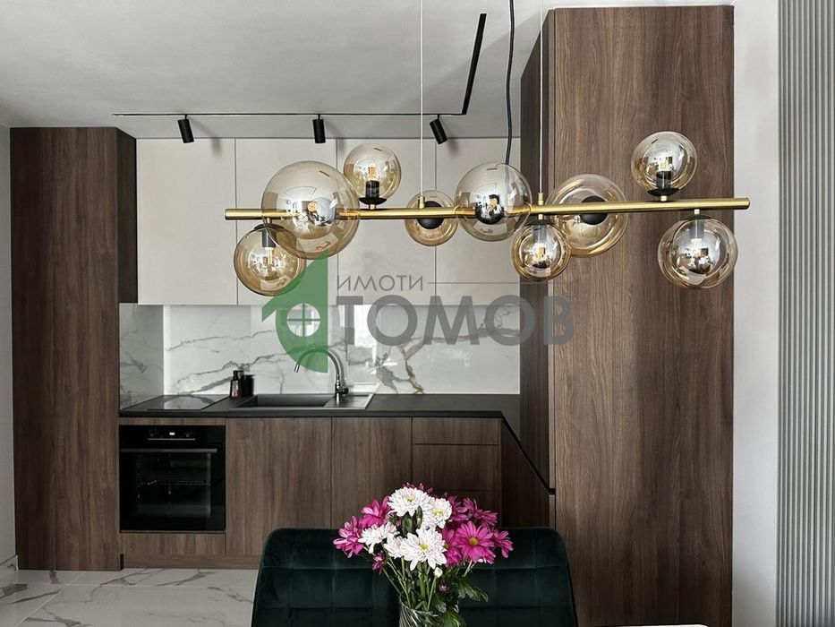 Луксозен двустаен апартамент в кв. Аязмото