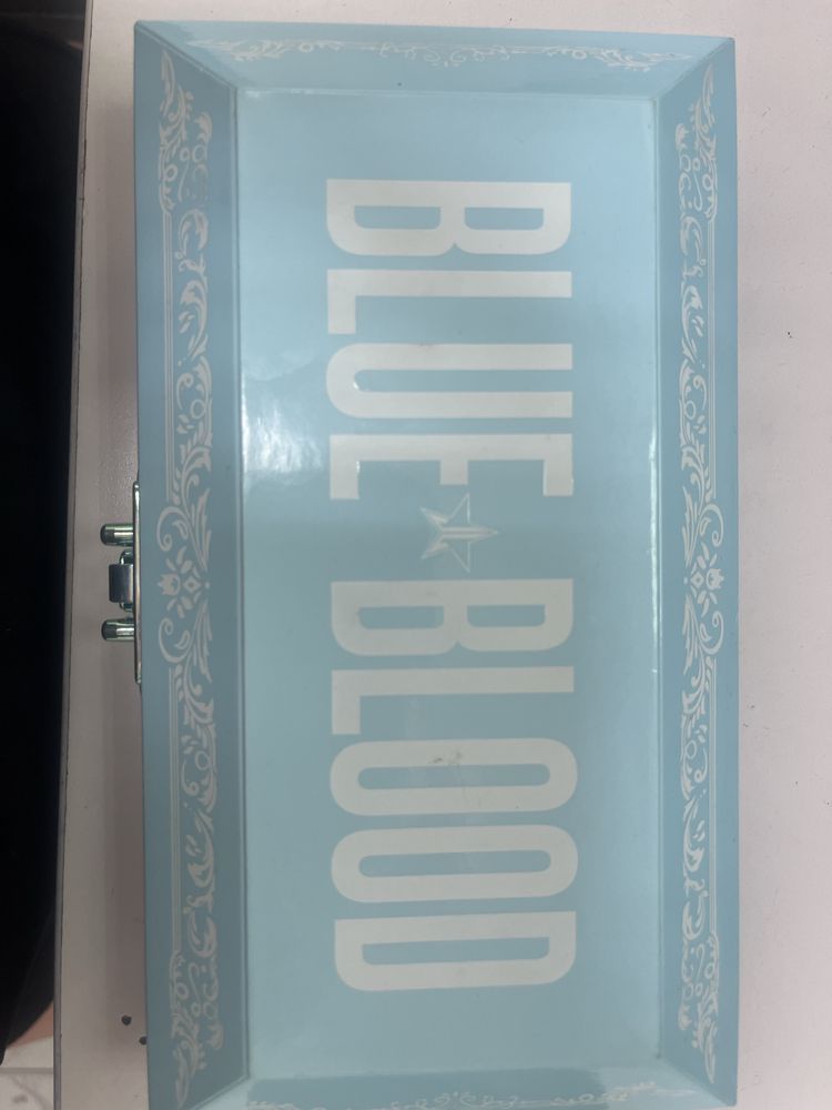 Jeffree Star - Blue Blood