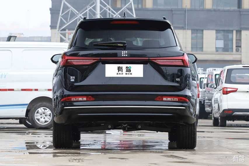 Dong Feng Fengon 508 EVR 2024 yil
23 900 у.е