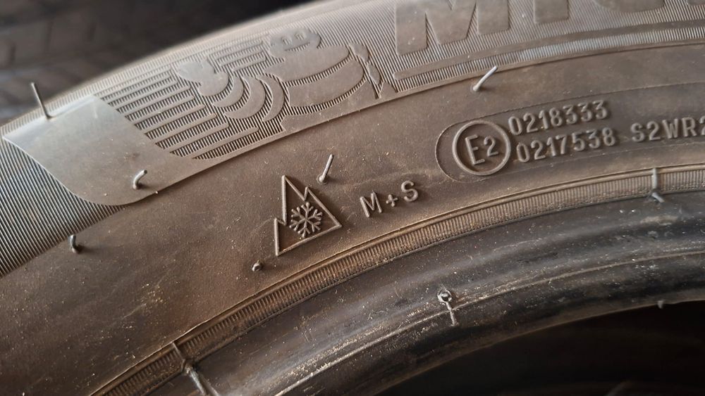 Cauciucuri 185 65 15 MICHELIN