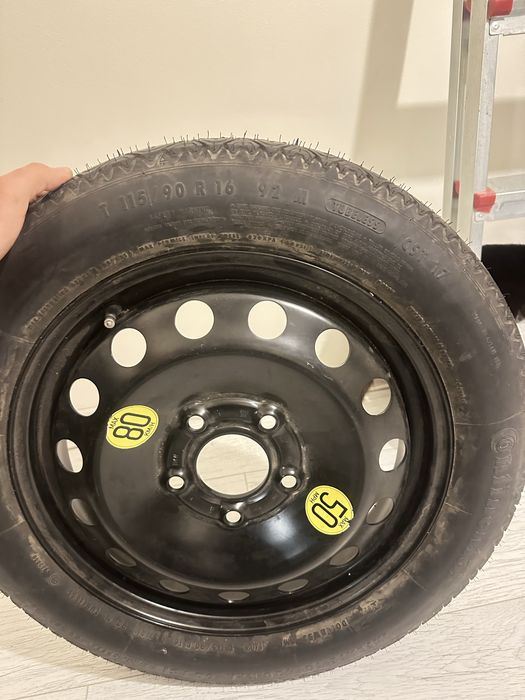 Резервна гума с джанта, тип патерица за BMW