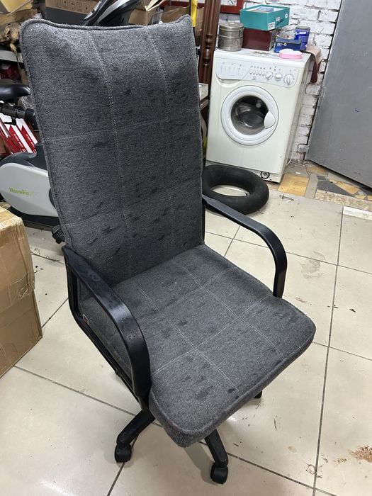 Продам офисное кресло