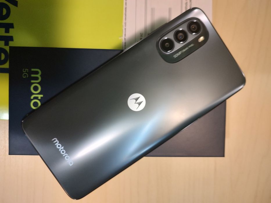 Motorola g62 5G, с гаранция