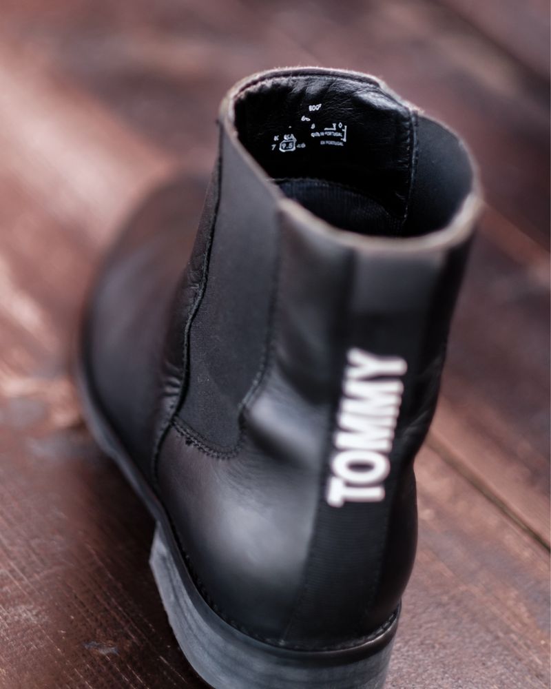 Ghete boots bocanci pantofi piele negri Tommy Hilfiger Jeans EUR 41