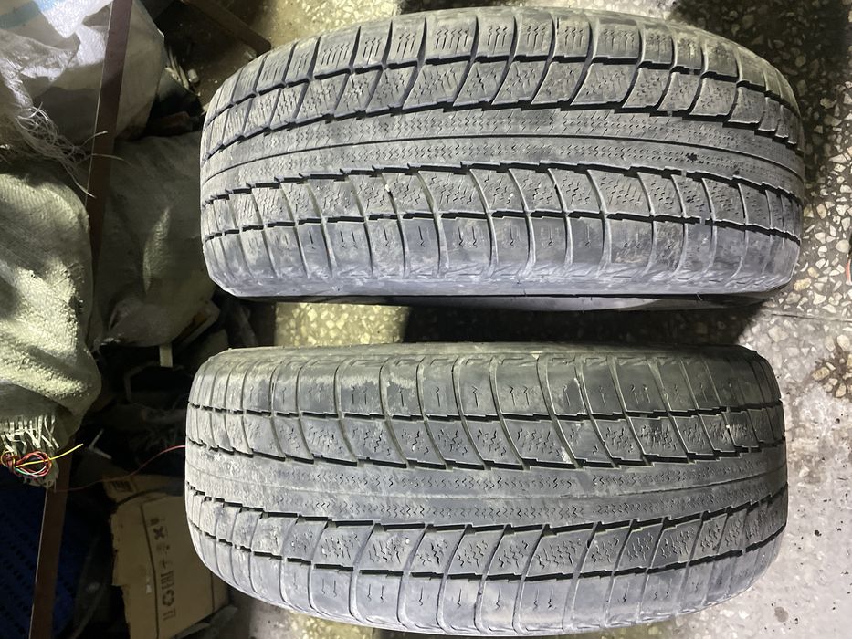 215 60 R16. 4 штук за 20 000 тисичи 2 штук