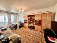 Apartament decomandat, 3 camere, 79mp, zona Piata Mare