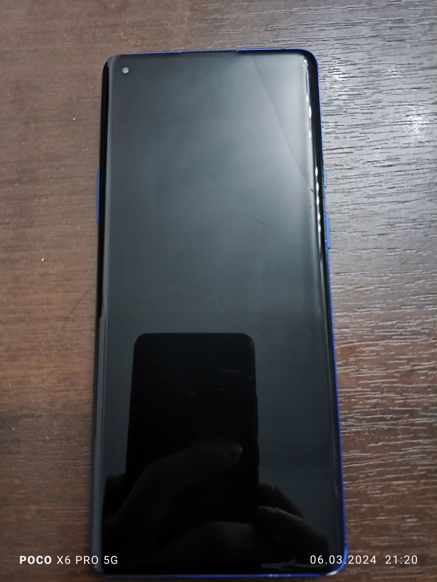 Продается OnePlus 8 pro