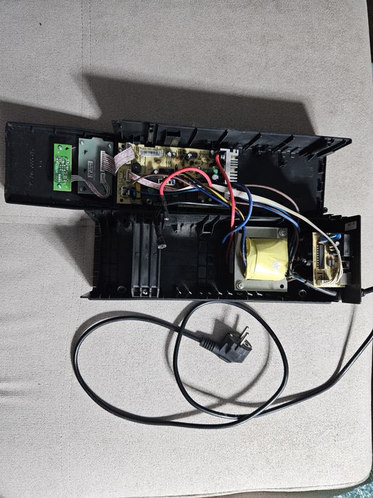 Ups Larice Micro 650