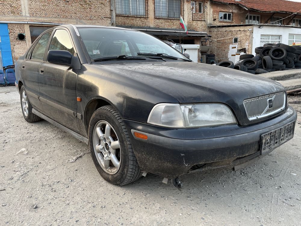 Volvo S40 2.0 16v 140hp 1997 На Части