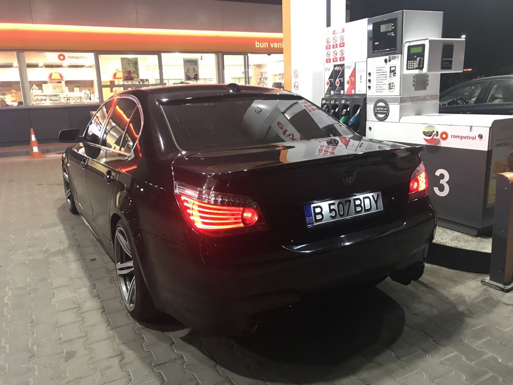 Eleron Lip Codita Portbagaj BMW E60 ac schnitzer Negru lucios