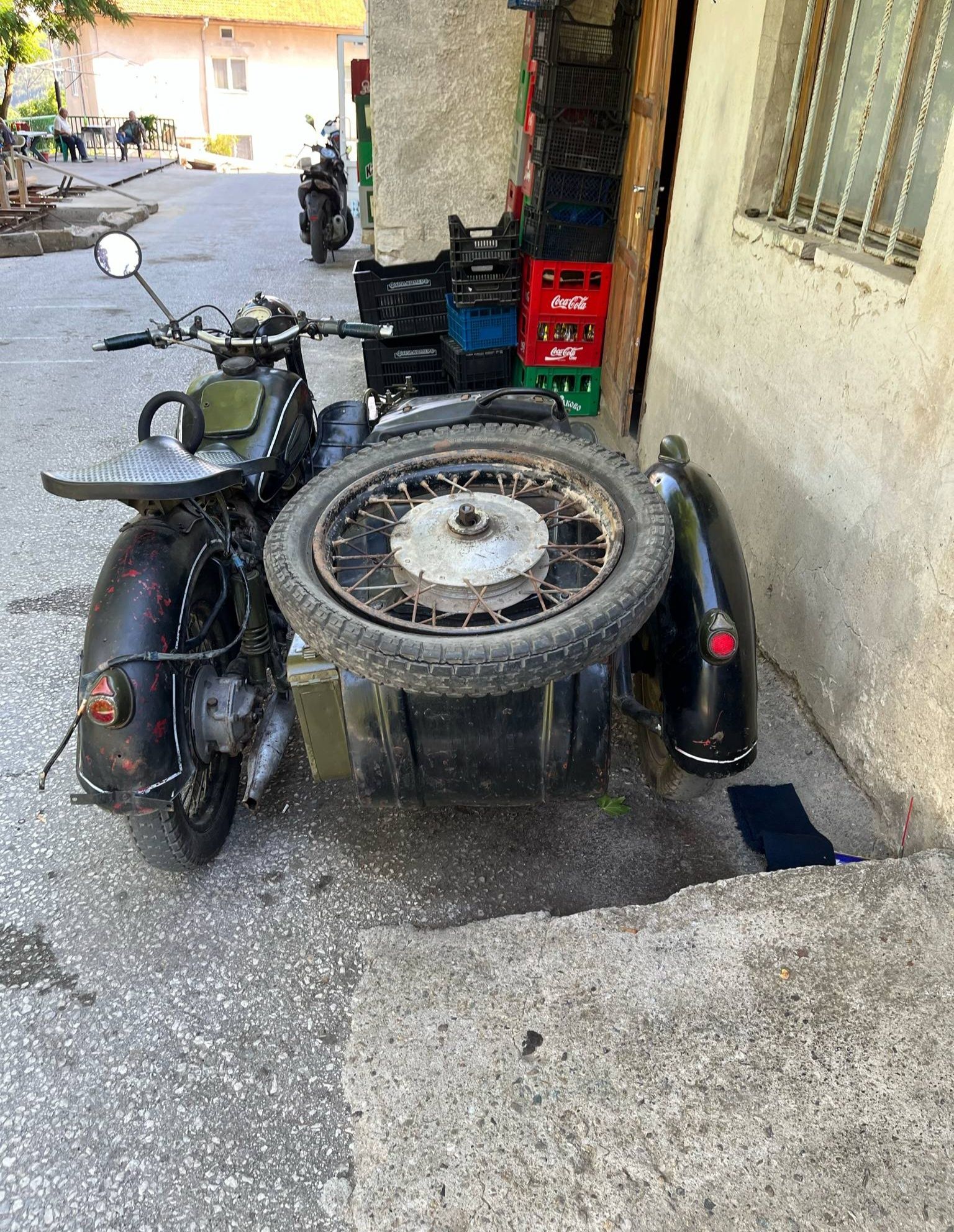 Урал К 750 с кош и документи