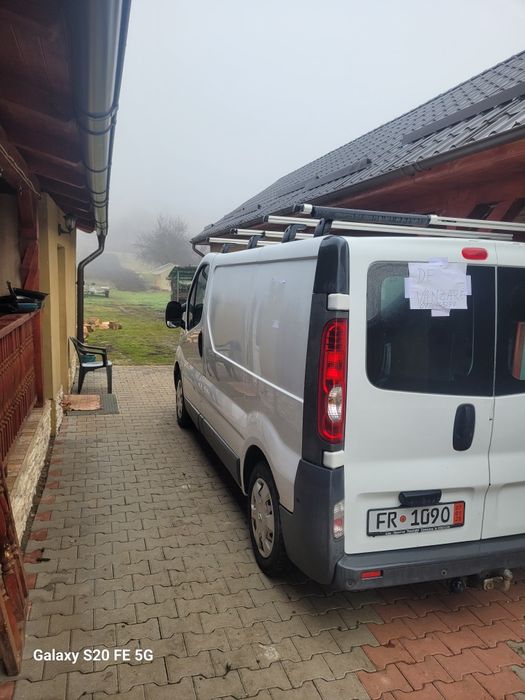 Bari portbagaj cu rola pentru scara