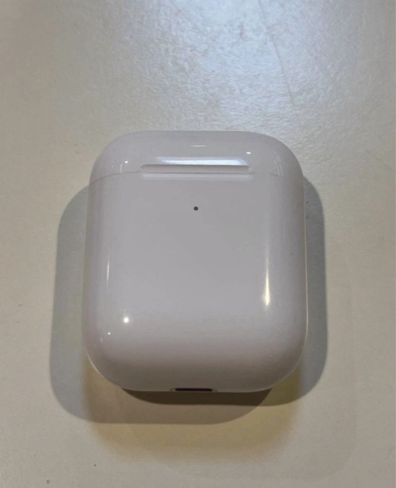 Casti Airpods gen 2