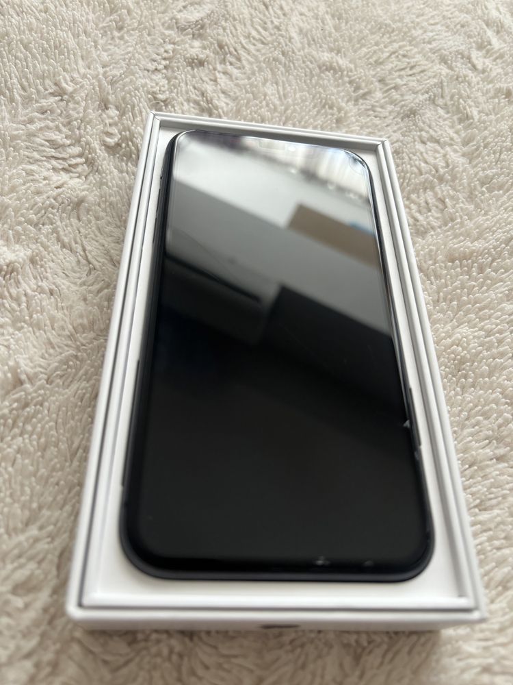Iphone 11 128GB+ Laptop Dell